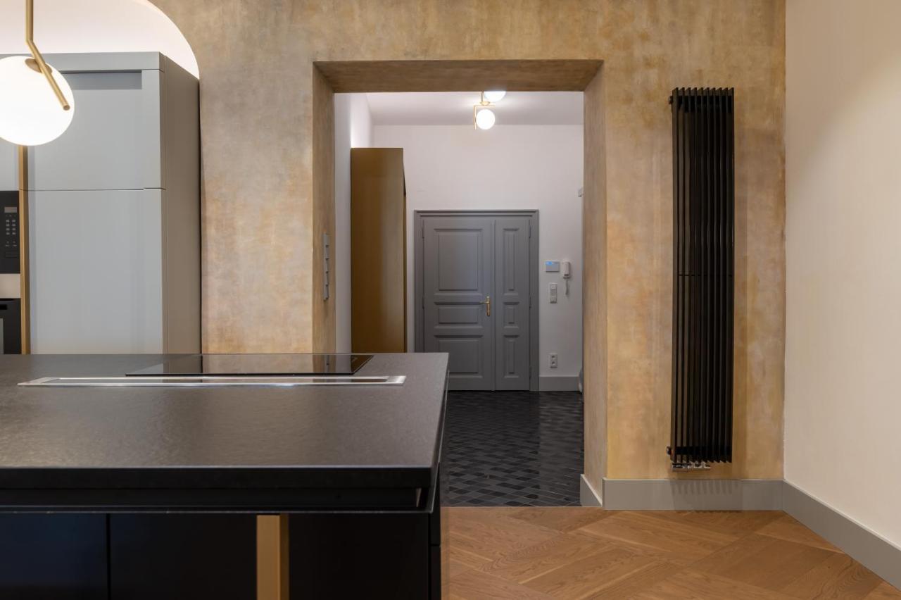 Luxury Old Town Apt, Parking Apartman Prága Kültér fotó